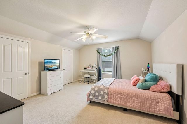 34215 Conroe Huffsmith Road, Magnolia, TX 77354