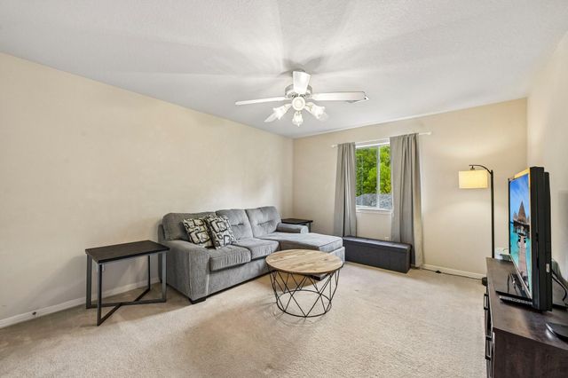 34215 Conroe Huffsmith Road, Magnolia, TX 77354