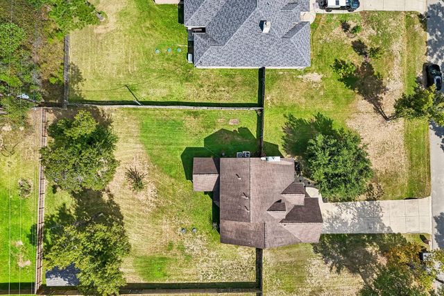 34215 Conroe Huffsmith Road, Magnolia, TX 77354