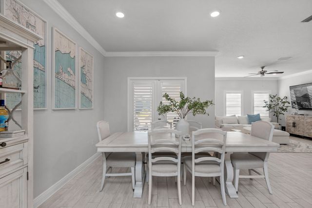 382 Lightning Bug Lane, Freeport, FL 32439