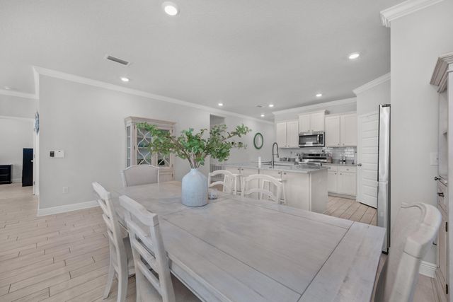 382 Lightning Bug Lane, Freeport, FL 32439