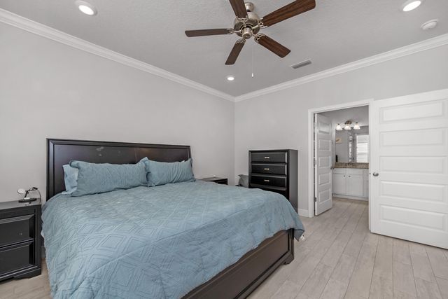 382 Lightning Bug Lane, Freeport, FL 32439