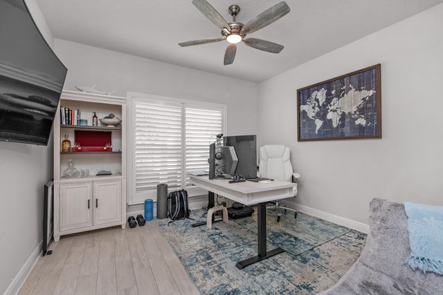 382 Lightning Bug Lane, Freeport, FL 32439