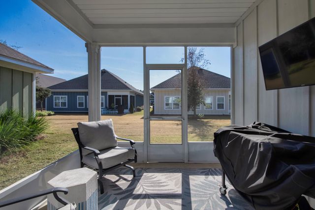 382 Lightning Bug Lane, Freeport, FL 32439