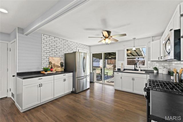 1636 Polly Drive, Arnold, MO 63010