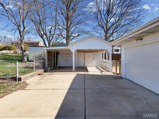 1636 Polly Drive, Arnold, MO 63010