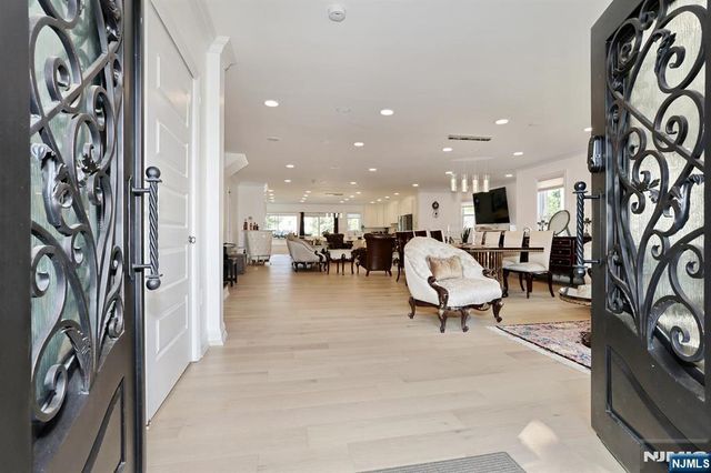 169 Woodward Avenue, Rutherford, NJ 07070
