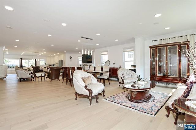 169 Woodward Avenue, Rutherford, NJ 07070