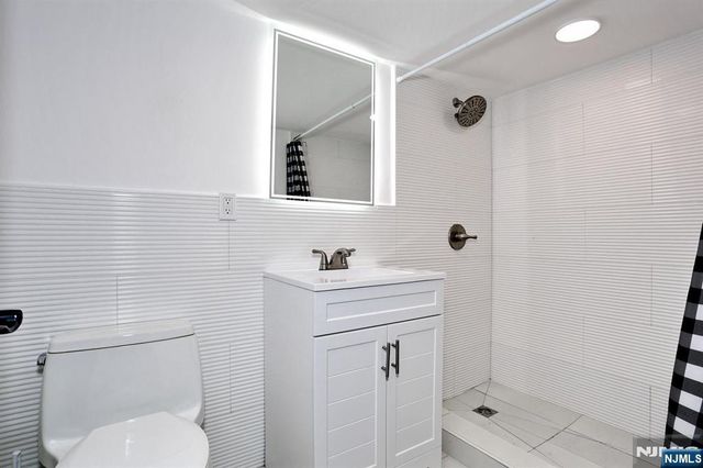 169 Woodward Avenue, Rutherford, NJ 07070