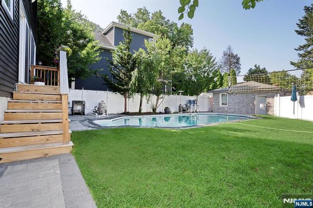 169 Woodward Avenue, Rutherford, NJ 07070
