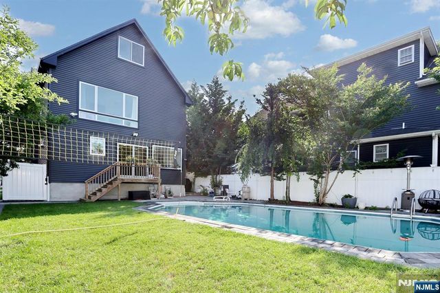 169 Woodward Avenue, Rutherford, NJ 07070