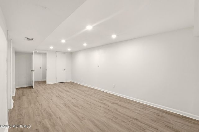 625 Commonwealth Boulevard, Toms River, NJ 08757