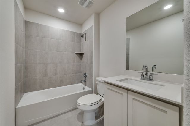 9813 Autumn Leaves, Aubrey, TX 76227