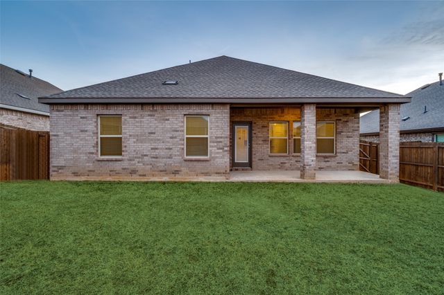 9813 Autumn Leaves, Aubrey, TX 76227