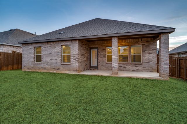 9813 Autumn Leaves, Aubrey, TX 76227