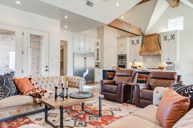 1307 Buckingham Avenue, Wolfforth, TX 79382