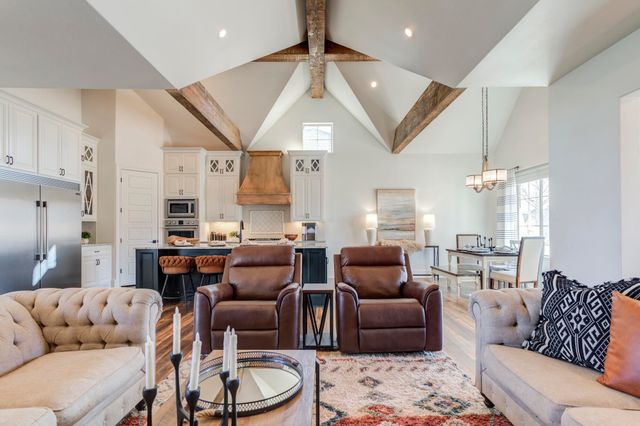 1307 Buckingham Avenue, Wolfforth, TX 79382