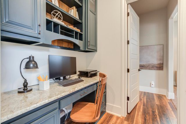 1307 Buckingham Avenue, Wolfforth, TX 79382