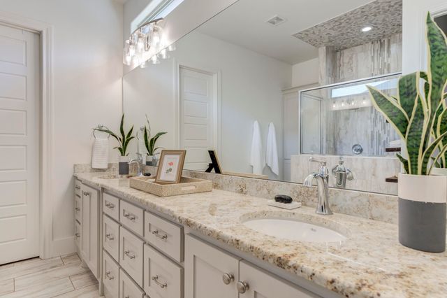 1307 Buckingham Avenue, Wolfforth, TX 79382