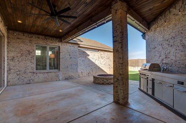 1307 Buckingham Avenue, Wolfforth, TX 79382