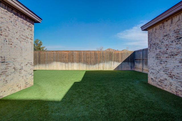 1307 Buckingham Avenue, Wolfforth, TX 79382