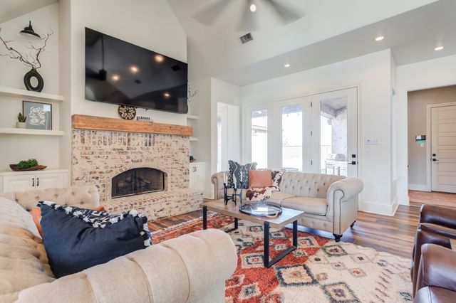 1307 Buckingham Avenue, Wolfforth, TX 79382