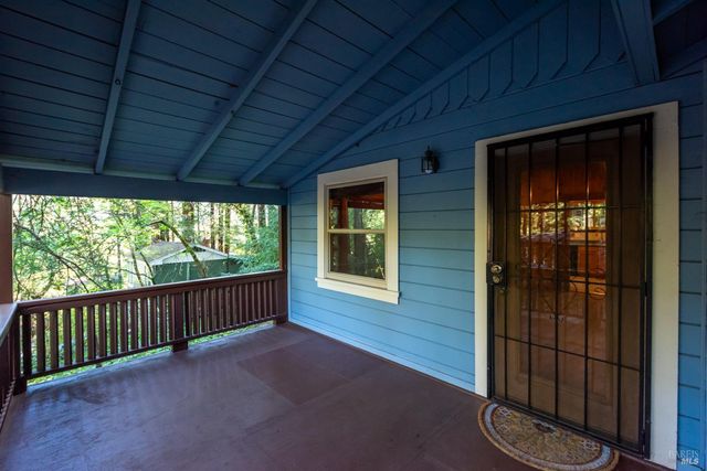 14529 Redwood Ln, Guerneville, CA 95446