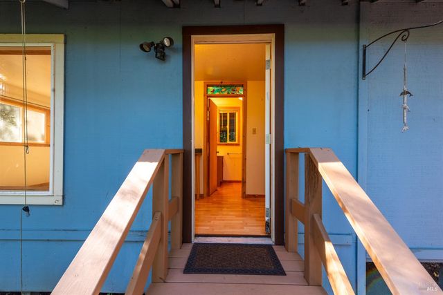 14529 Redwood Ln, Guerneville, CA 95446