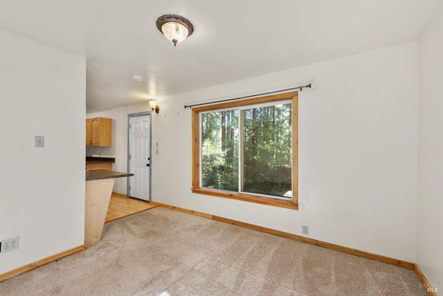 14529 Redwood Ln, Guerneville, CA 95446