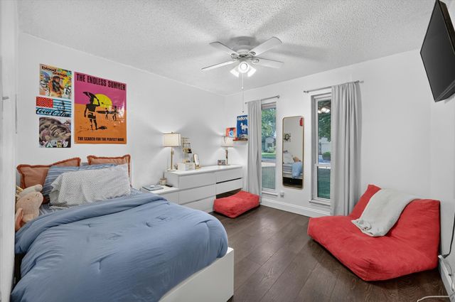 8920 Kincaid Drive, Benbrook, TX 76116