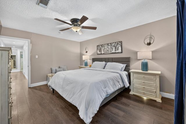 8920 Kincaid Drive, Benbrook, TX 76116