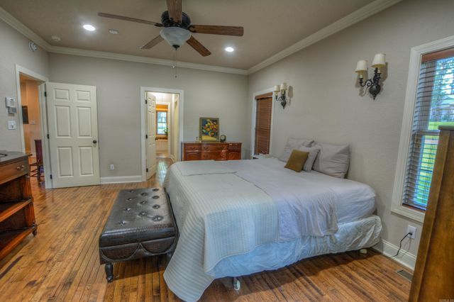 150 Heatherwood Drive, Hot Springs, AR 71913