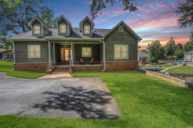 150 Heatherwood Drive, Hot Springs, AR 71913