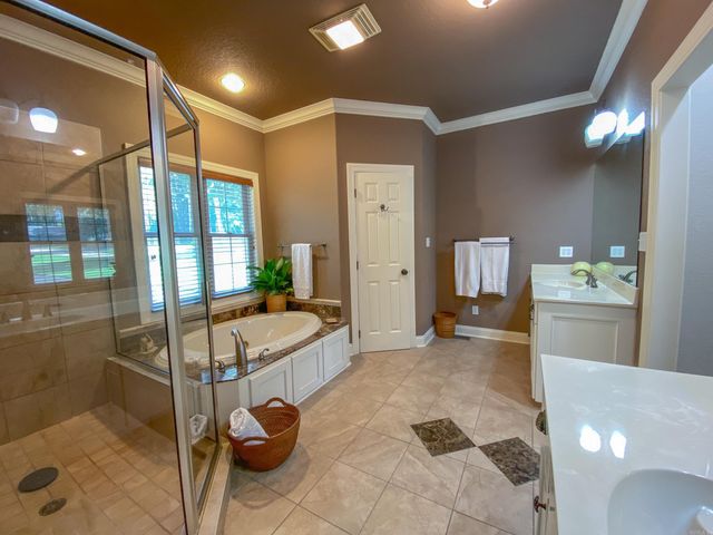 150 Heatherwood Drive, Hot Springs, AR 71913
