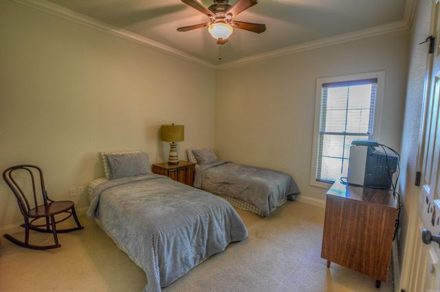 150 Heatherwood Drive, Hot Springs, AR 71913