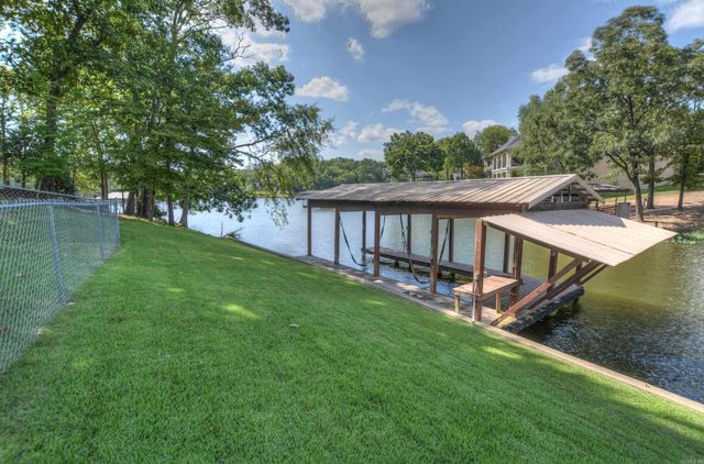 150 Heatherwood Drive, Hot Springs, AR 71913