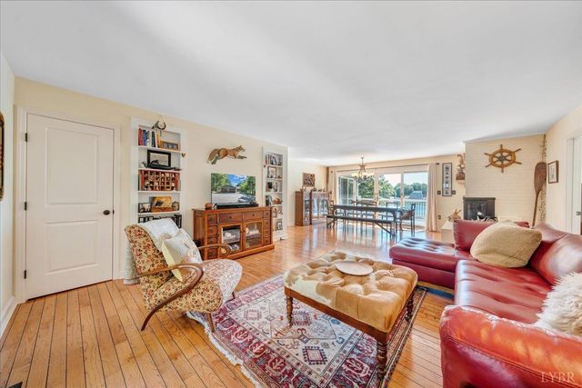 154 Key Lakewood Drive, Moneta, VA 24121