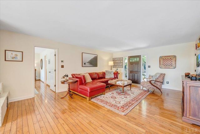 154 Key Lakewood Drive, Moneta, VA 24121