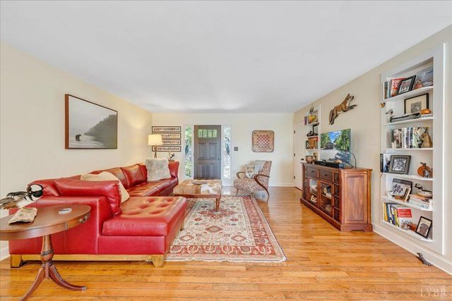 154 Key Lakewood Drive, Moneta, VA 24121