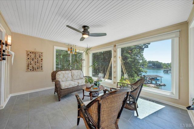 154 Key Lakewood Drive, Moneta, VA 24121