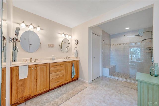 154 Key Lakewood Drive, Moneta, VA 24121