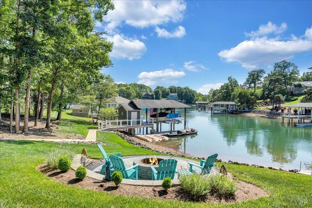 154 Key Lakewood Drive, Moneta, VA 24121