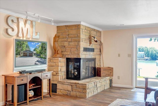 154 Key Lakewood Drive, Moneta, VA 24121