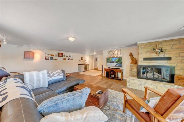 154 Key Lakewood Drive, Moneta, VA 24121