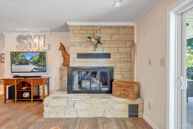 154 Key Lakewood Drive, Moneta, VA 24121