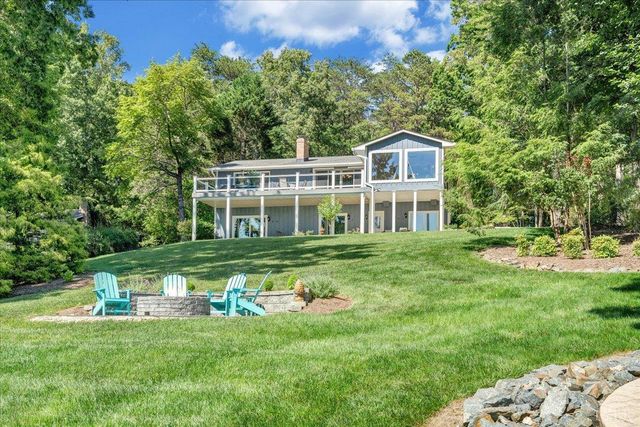 154 Key Lakewood Drive, Moneta, VA 24121