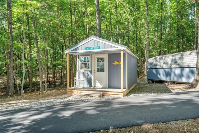154 Key Lakewood Drive, Moneta, VA 24121