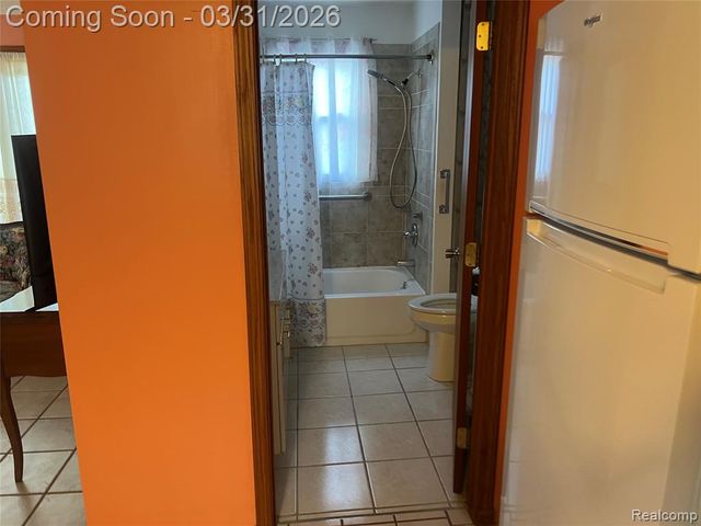 20408 Saint Francis Street, Livonia, MI 48152