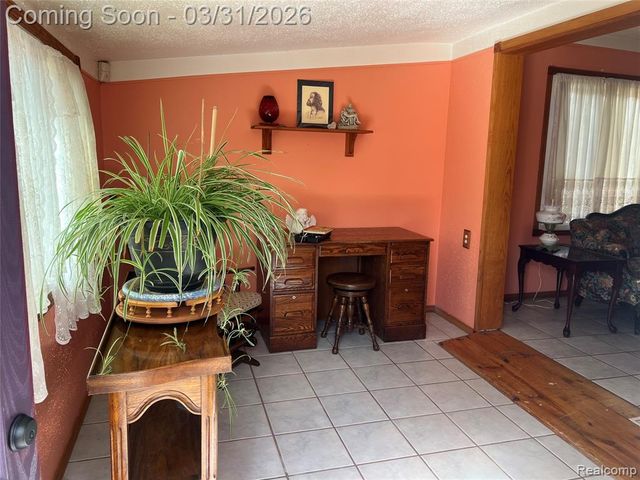 20408 Saint Francis Street, Livonia, MI 48152