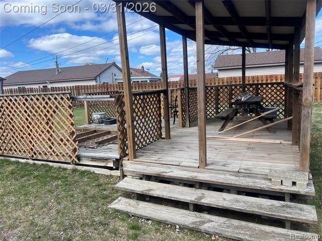 20408 Saint Francis Street, Livonia, MI 48152